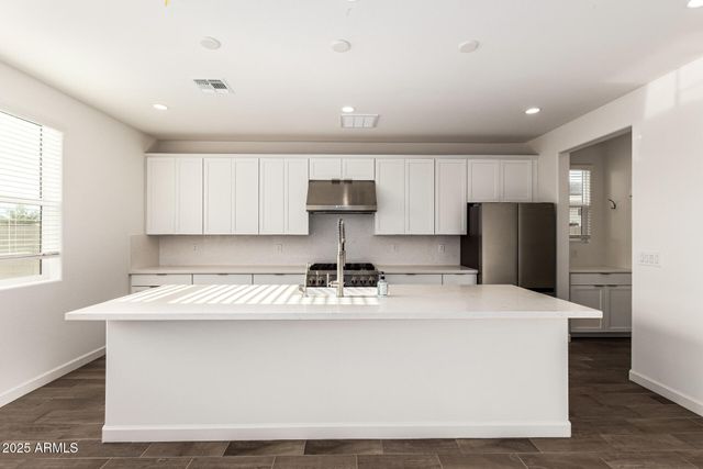 34940 N AUGITE Way, San Tan Valley, AZ 85144