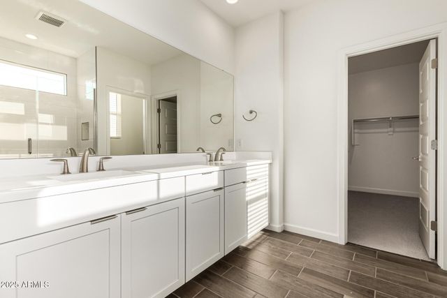 34940 N AUGITE Way, San Tan Valley, AZ 85144