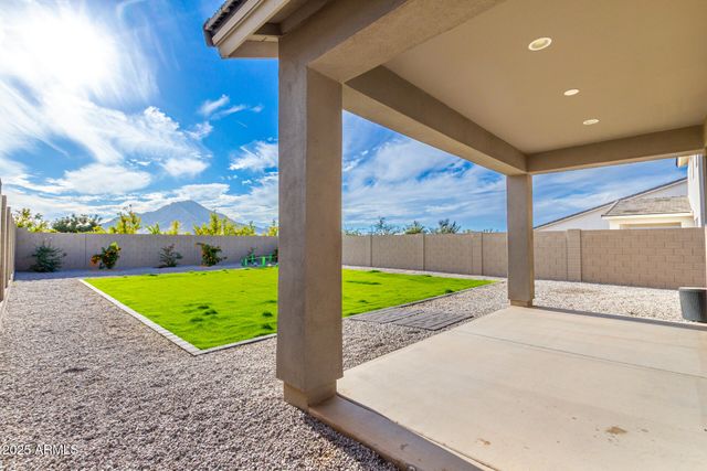 34940 N AUGITE Way, San Tan Valley, AZ 85144
