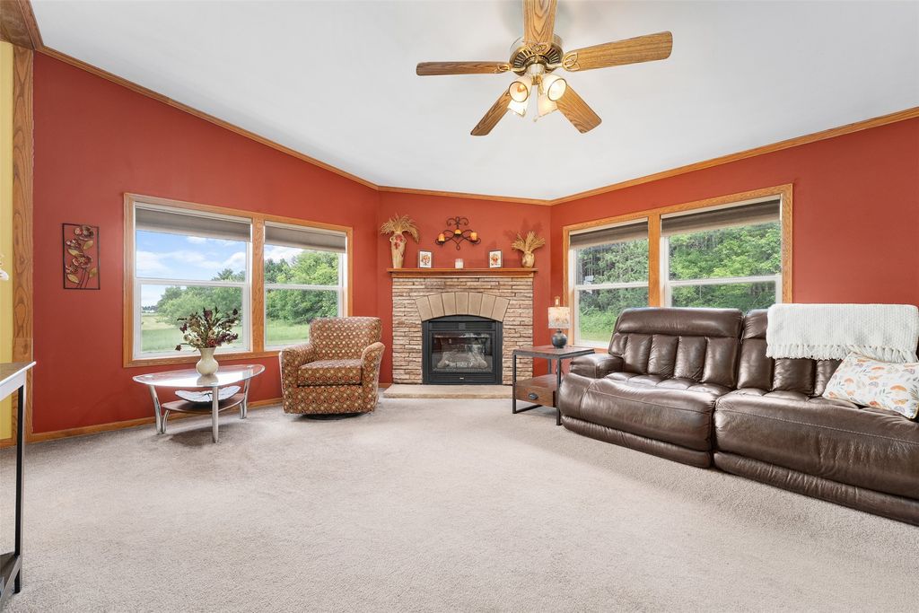 Image 11 of property listing at W366 Albany K, Mondovi, WI 54755