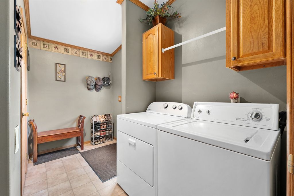 Image 9 of property listing at W366 Albany K, Mondovi, WI 54755