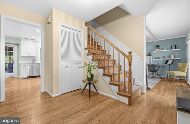 8853 APPLECROSS LN, Springfield, VA 22153