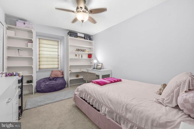 8853 APPLECROSS LN, Springfield, VA 22153
