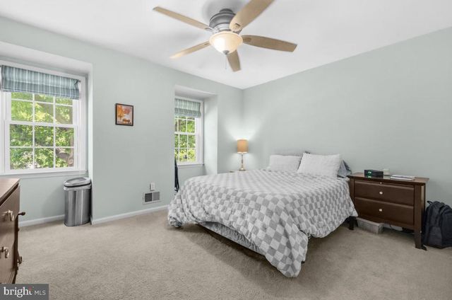 8853 APPLECROSS LN, Springfield, VA 22153