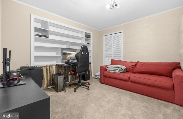 8853 APPLECROSS LN, Springfield, VA 22153