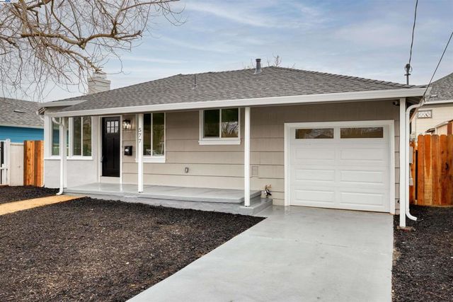 577 Capistrano Dr, Oakland, CA 94603