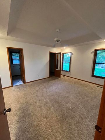 3700 E Dartmoor Court, Springfield, MO 65802