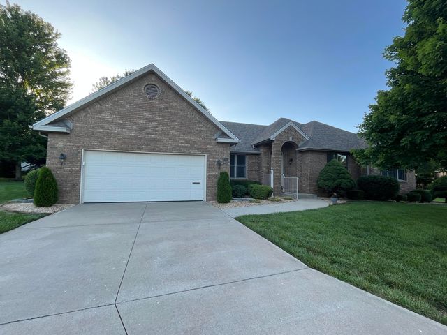 3700 E Dartmoor Court, Springfield, MO 65802