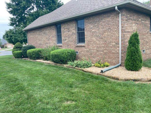 3700 E Dartmoor Court, Springfield, MO 65802