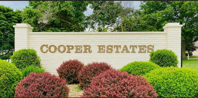3700 E Dartmoor Court, Springfield, MO 65802