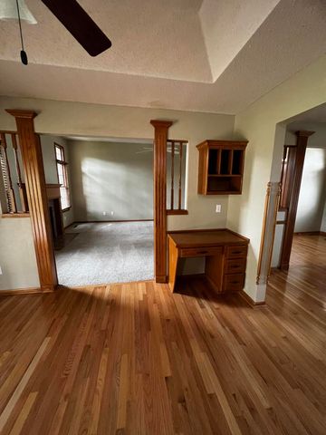 3700 E Dartmoor Court, Springfield, MO 65802