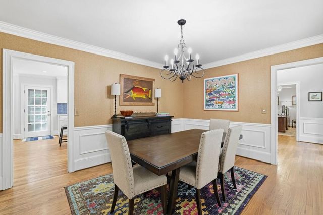 898 Byrnwyck Road NE, Atlanta, GA 30319