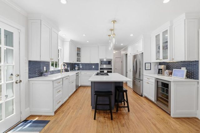 898 Byrnwyck Road NE, Atlanta, GA 30319