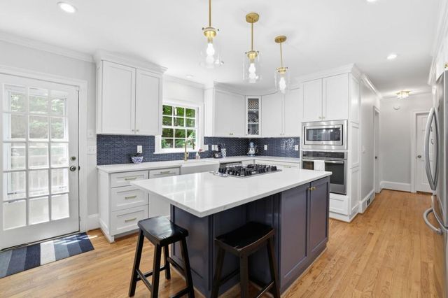 898 Byrnwyck Road NE, Atlanta, GA 30319