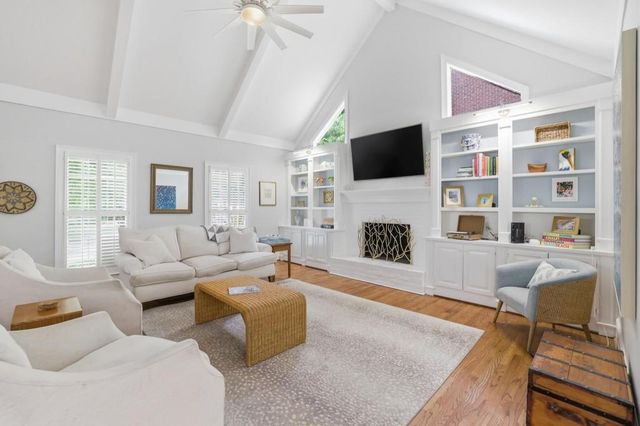 898 Byrnwyck Road NE, Atlanta, GA 30319
