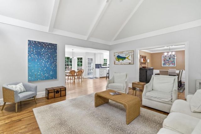 898 Byrnwyck Road NE, Atlanta, GA 30319