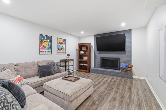 898 Byrnwyck Road NE, Atlanta, GA 30319