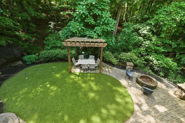 898 Byrnwyck Road NE, Atlanta, GA 30319