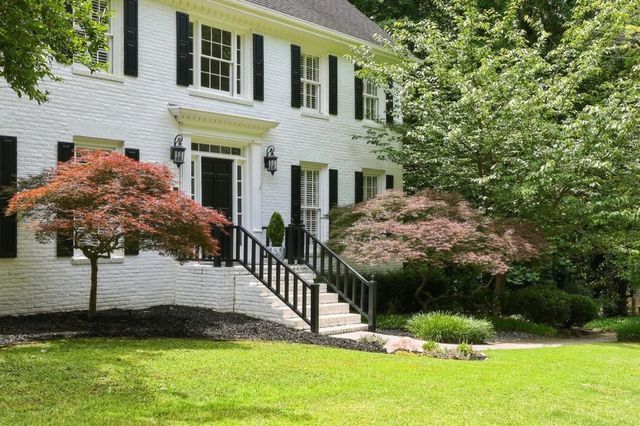 898 Byrnwyck Road NE, Atlanta, GA 30319