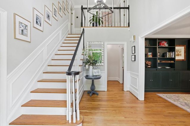898 Byrnwyck Road NE, Atlanta, GA 30319