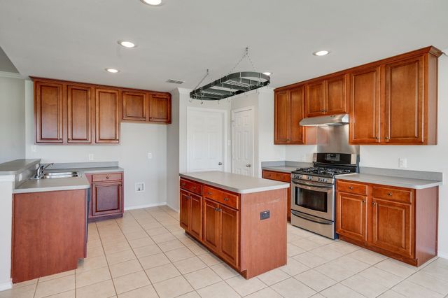 5208 Brookside Drive, Denton, TX 76226