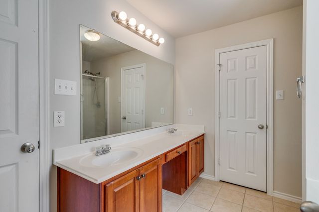 5208 Brookside Drive, Denton, TX 76226