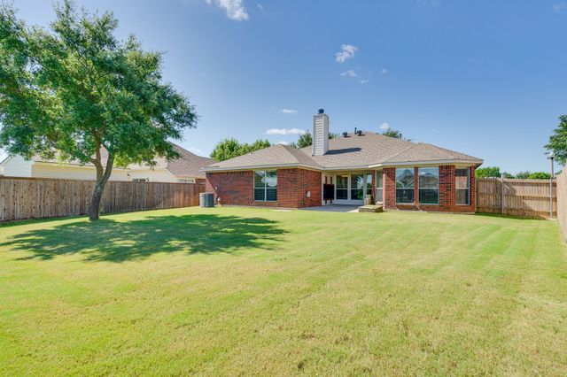 5208 Brookside Drive, Denton, TX 76226