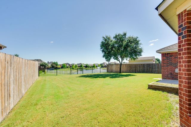 5208 Brookside Drive, Denton, TX 76226