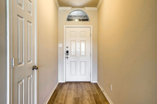 5208 Brookside Drive, Denton, TX 76226