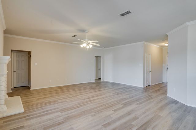 5208 Brookside Drive, Denton, TX 76226