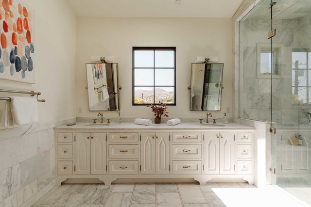 16037 W Junaluska Way, Pacific Palisades, CA 90272
