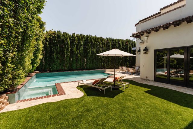 16037 W Junaluska Way, Pacific Palisades, CA 90272