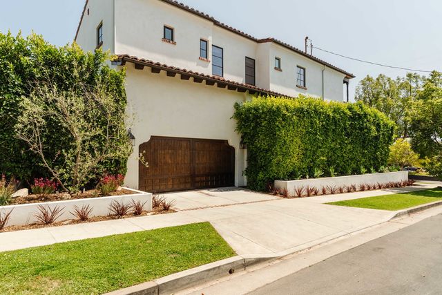 16037 W Junaluska Way, Pacific Palisades, CA 90272
