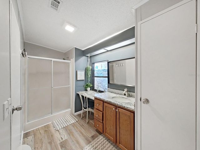 1811 FOX HILL DR, Lakeland, FL 33810