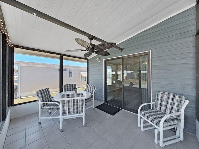 1811 FOX HILL DR, Lakeland, FL 33810