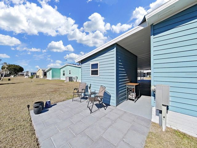 1811 FOX HILL DR, Lakeland, FL 33810