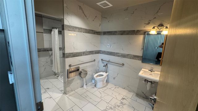 1009 N Ranch Road 620 RD N 316, Lakeway, TX 78734