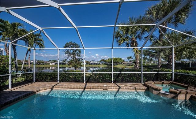 2615 Sunvale CT, Cape Coral, FL 33991