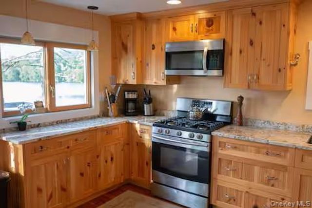 1080 Route 292, Holmes, NY 12531