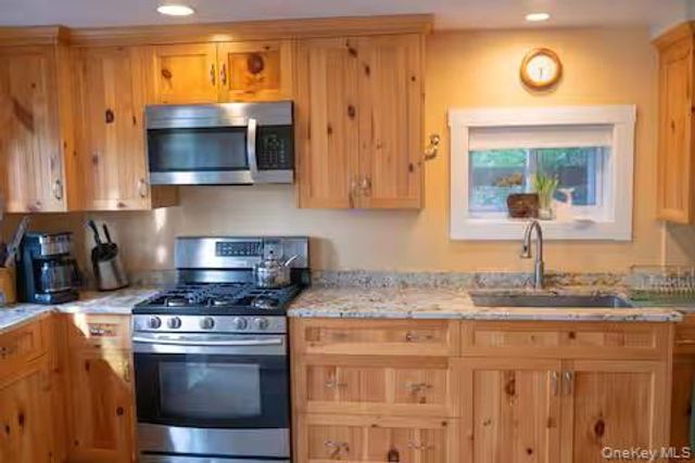 1080 Route 292, Holmes, NY 12531