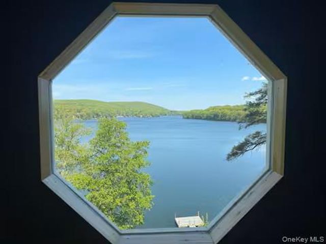 1080 Route 292, Holmes, NY 12531