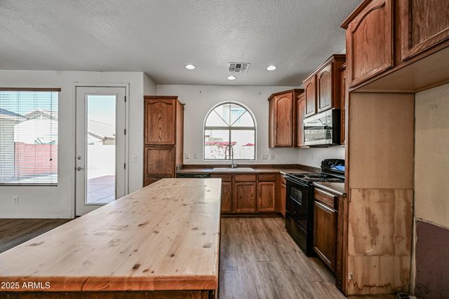 1808 E Dunbar Drive, Phoenix, AZ 85042