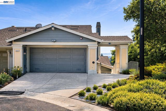 6401 Blue Rock Ct, Oakland, CA 94605