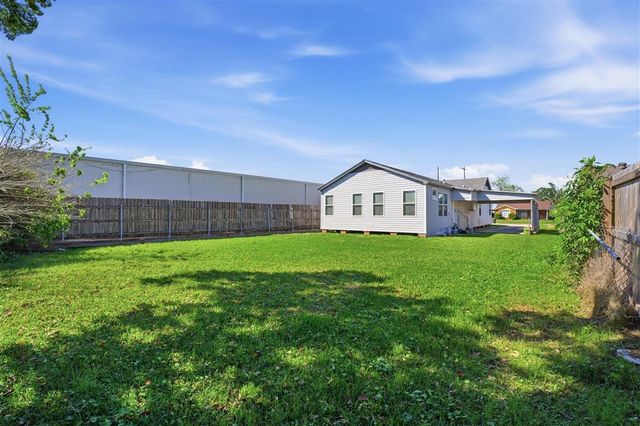 237 Lucille St Street, Lake Charles, LA 70601