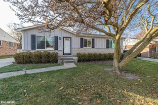 3043 Heritage Drive, Troy, MI 48083
