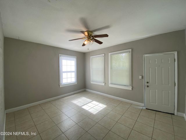 2671 FORBES Street B, Jacksonville, FL 32204