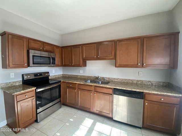2671 FORBES Street B, Jacksonville, FL 32204