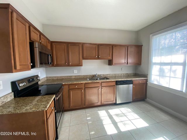 2671 FORBES Street B, Jacksonville, FL 32204