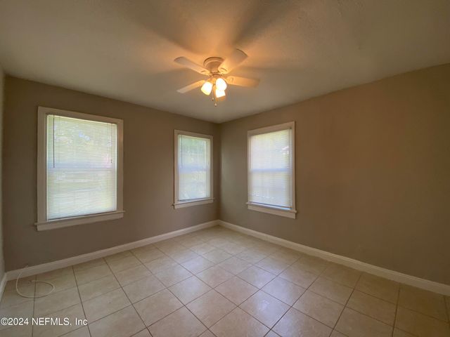 2671 FORBES Street B, Jacksonville, FL 32204