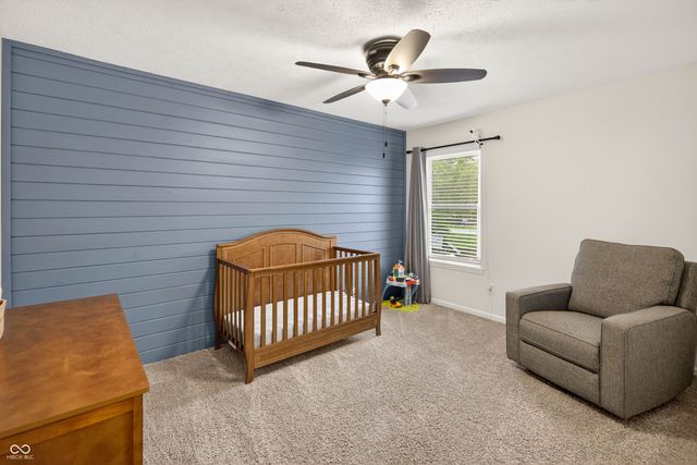 594 Homestead Lane, Greenwood, IN 46142
